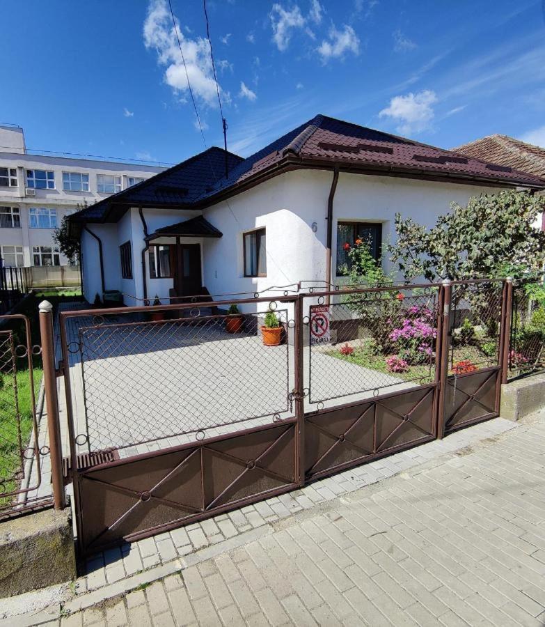 Casa Marina Calimanesti Exterior foto